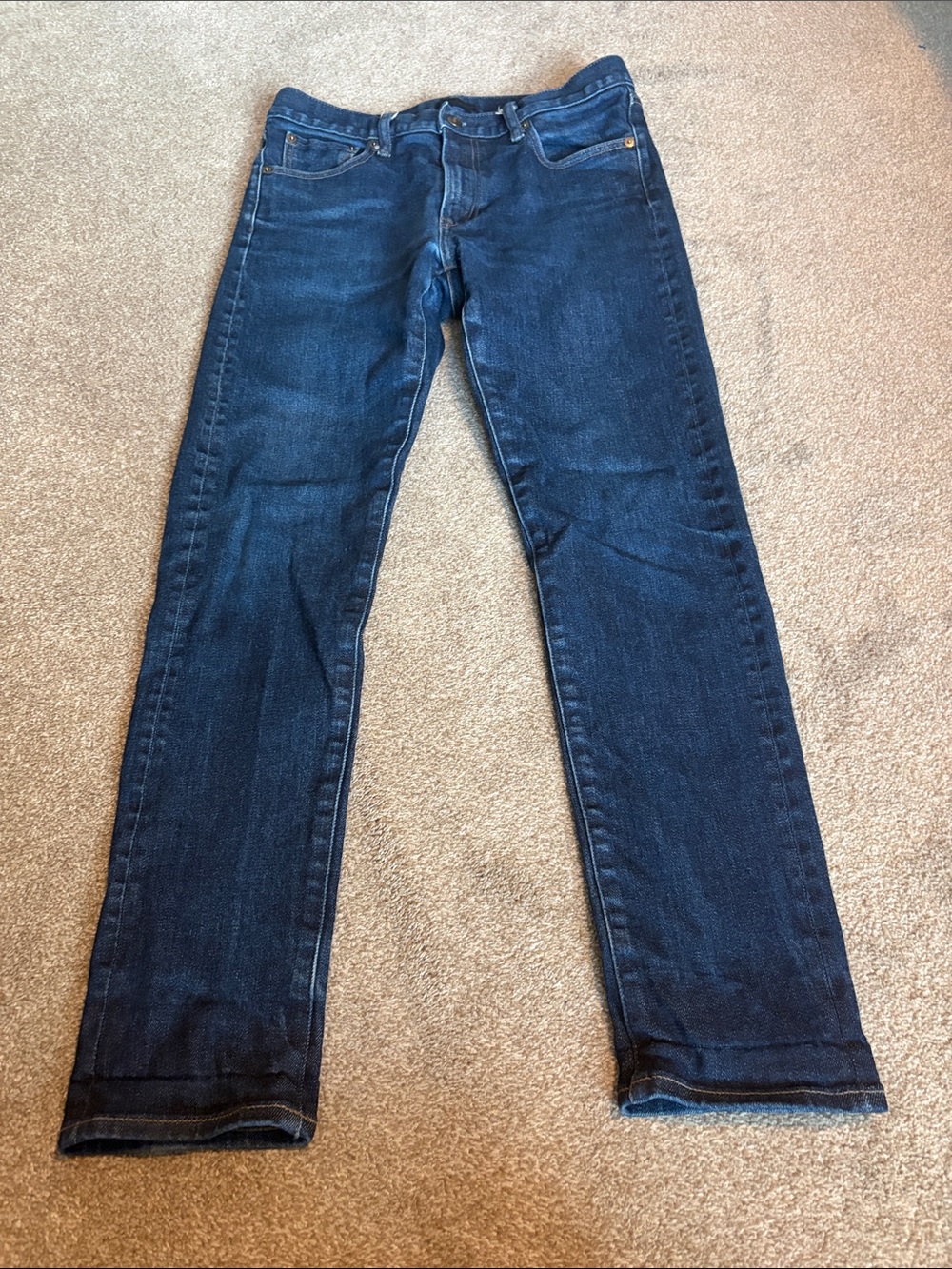 Uniqlo Men's selvedge Slim Straight Dark Blue Jeans size 31 x 32